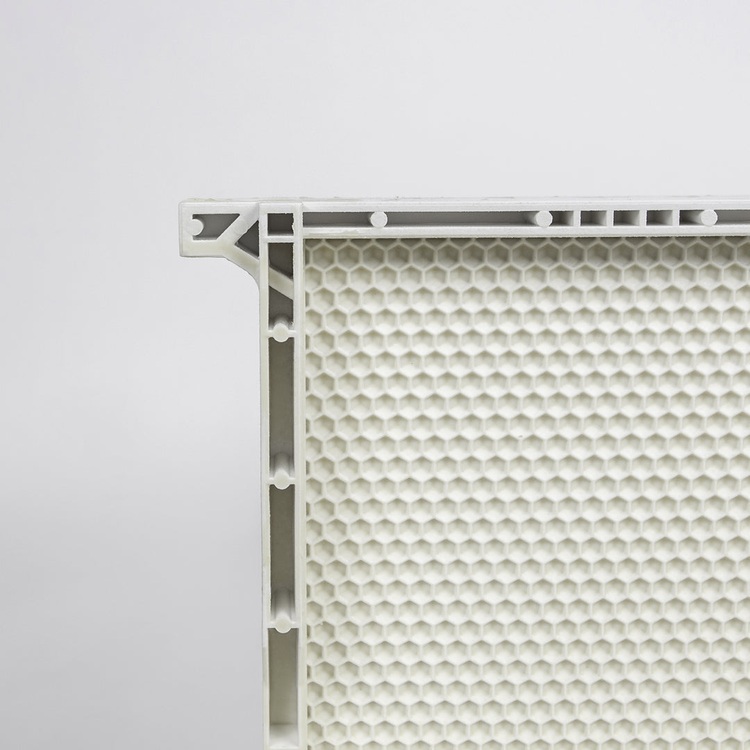 Acorn One-Piece Plastic Bee Frames — Made in USA | Acorn Bee